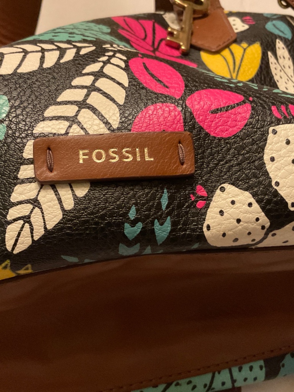 Fossil Fiona Dark Floral satchel/crossbody - Picture 5 of 5